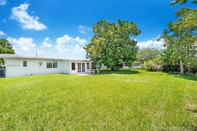 Foto del edificio - 9970 Broad Channel Dr