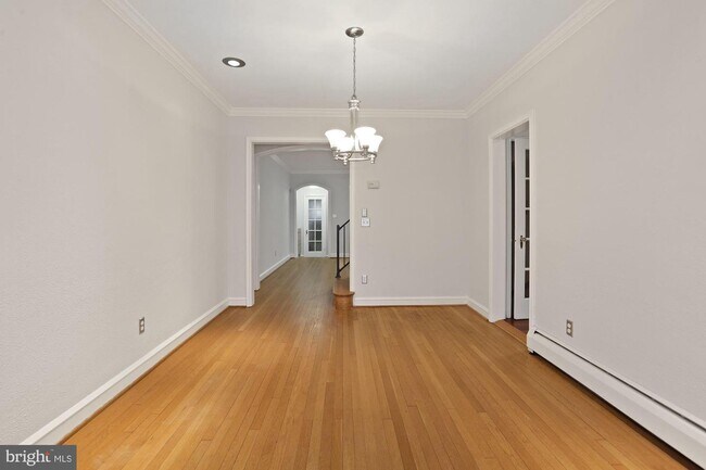 Building Photo - 4413 Volta Pl NW