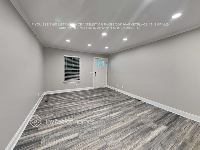 Foto del edificio - 524 Warren Ave