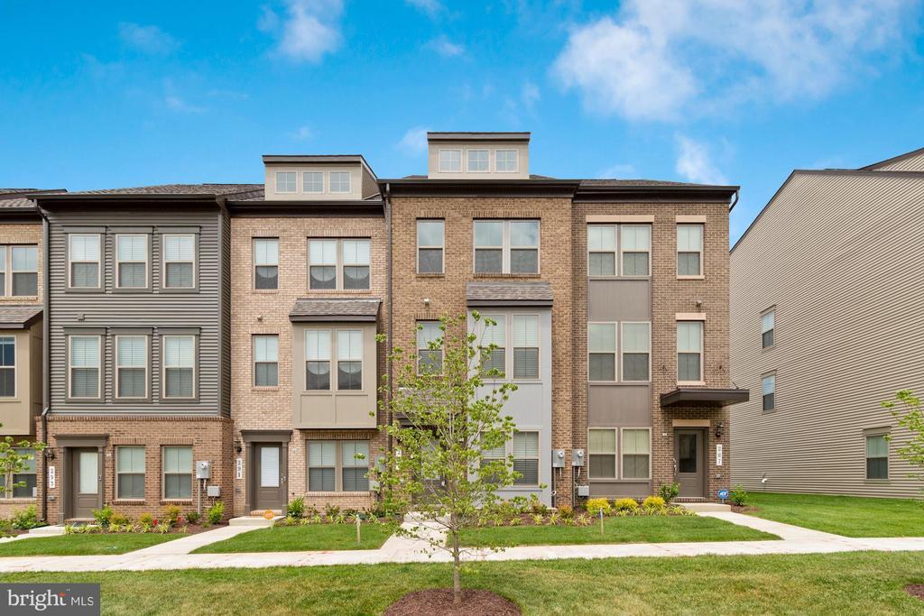 Foto principal - 289 Phoenix Dr