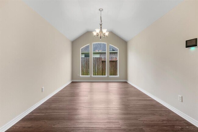 Building Photo - 2815 Everhart Terrace Dr