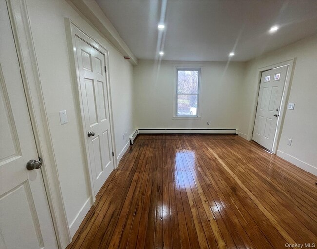 Building Photo - 1748 US-6