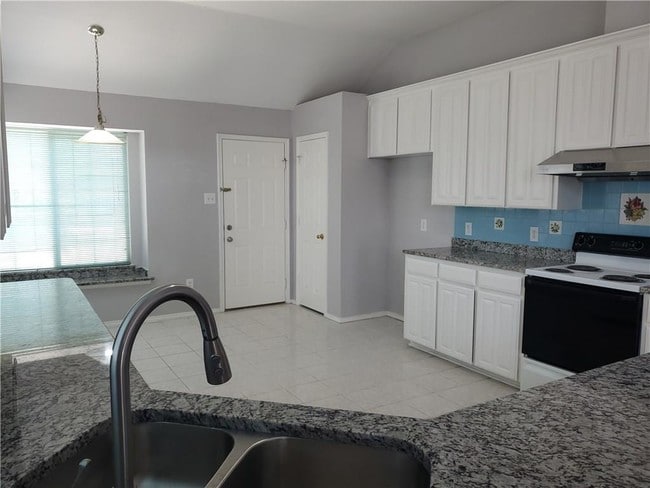 Building Photo - 9107 Creede Trail