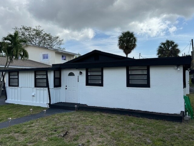 Foto del edificio - 108 NW 14th Ave