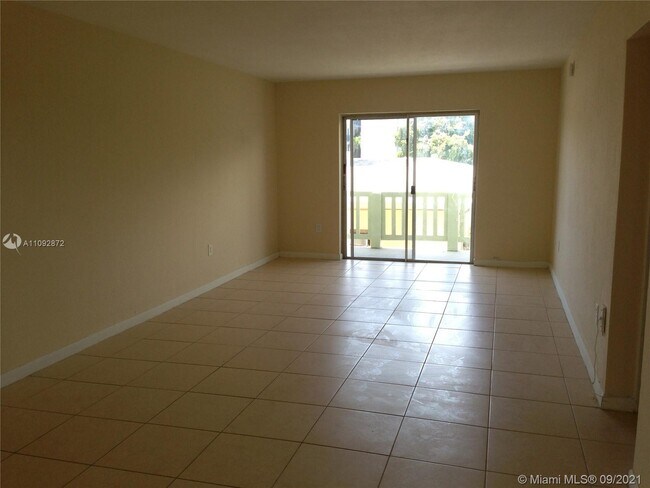 Foto del edificio - 12890 NE 8th Ave