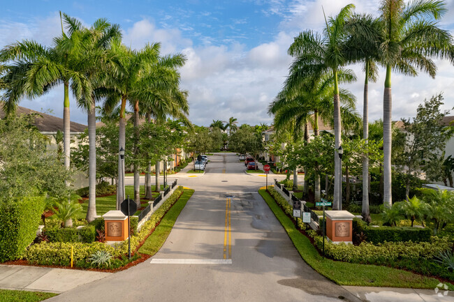 Bosque de orquídeas - Orchid Grove Townhomes