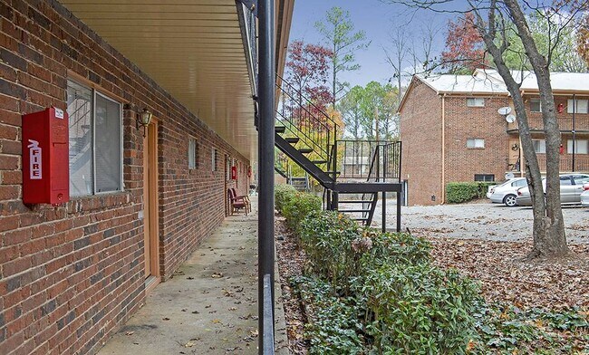 Foto del edificio - Shallowford Pines