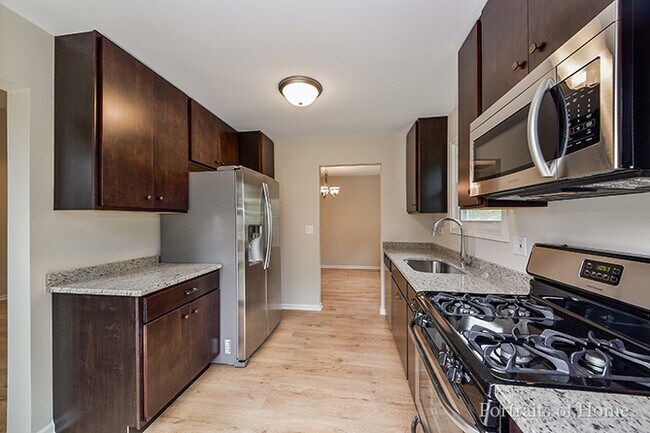 Foto del edificio - 2965 Middlebury Ct W