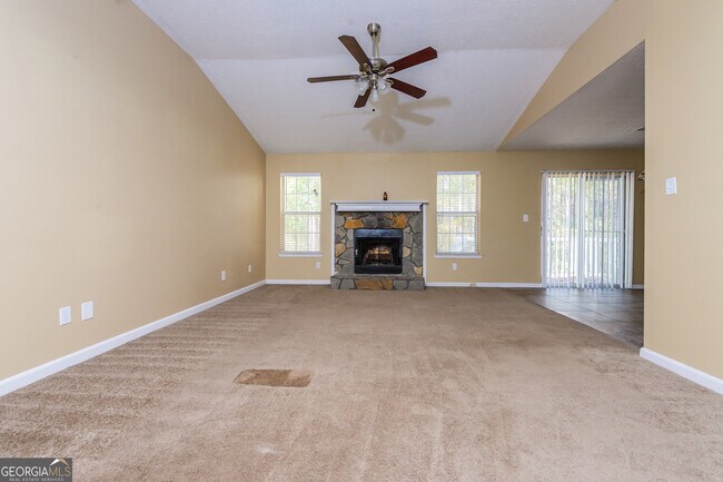 Building Photo - 6805 Silver Maple Dr