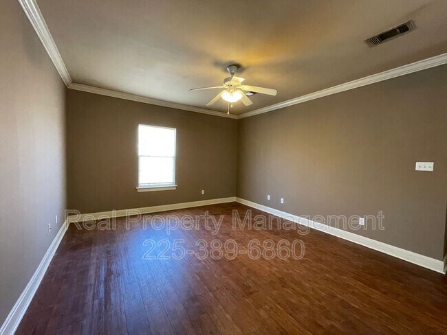 Foto del edificio - 31855 LA-16