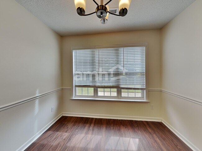 Building Photo - 5410 Bridgegate Dr