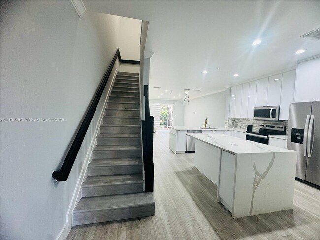 Foto del edificio - 16262 Ravina Way