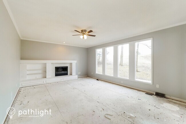 Building Photo - 302 E 123Rd Terrace, Kansas City, MO, 64145