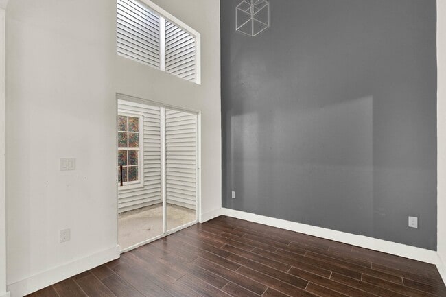 Foto del edificio - Charming 2-Bedroom + Bonus Room/Loft, 2-Bath Townhome Retreat in Conway!