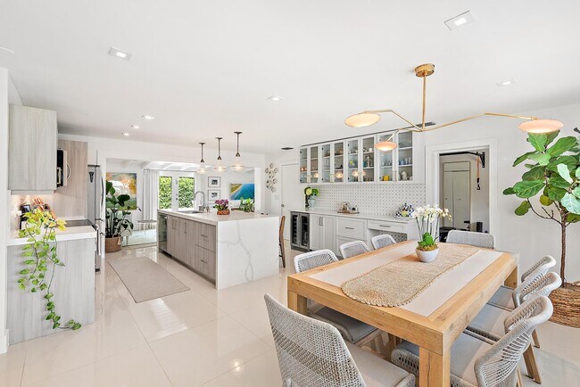Foto del edificio - 8001 Arlington Pl