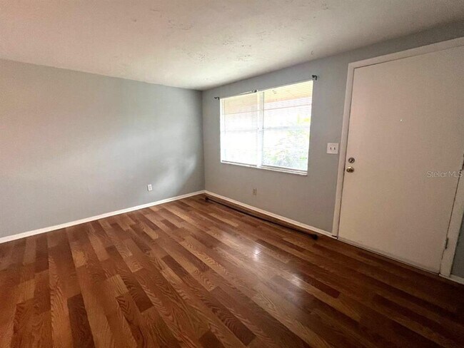 Foto del edificio - 9406 Eastfield Rd