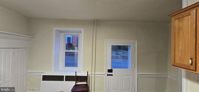 Building Photo - 2196 Spinnerstown Rd