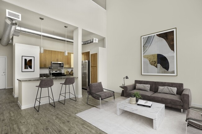 Building Photo - Lofts at 7100