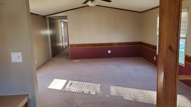 Building Photo - 803 Irish Ridge Rd