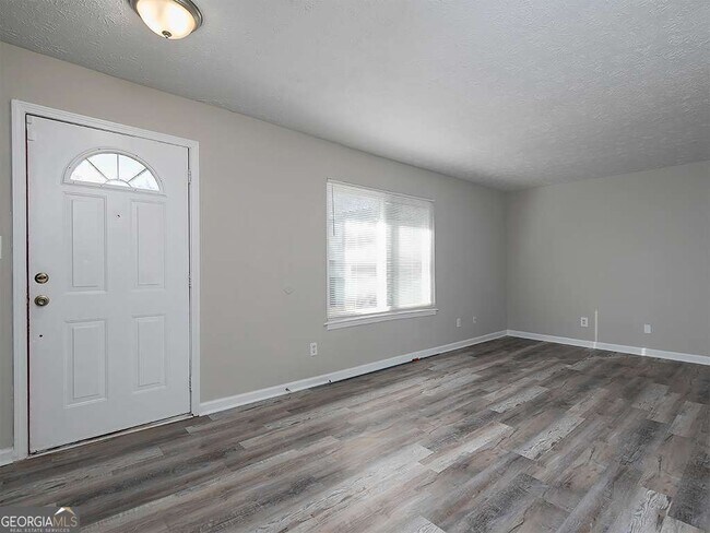 Foto del edificio - 3874 Mulkey Cir SW