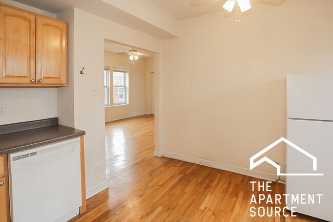 Foto del edificio - 3529 N Broadway