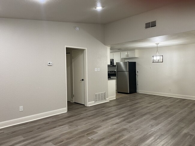 Foto del edificio - 3020 Olive Glen Ct