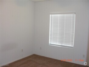 Building Photo - 2186 Sawtooth Mountain Dr