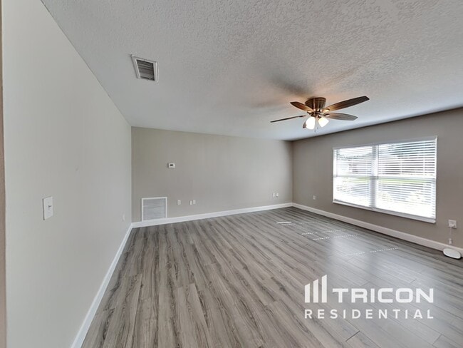 Building Photo - 2933 Unity Tree Dr
