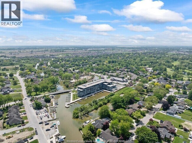 Photo du bâtiment - 14400 Tecumseh Rd