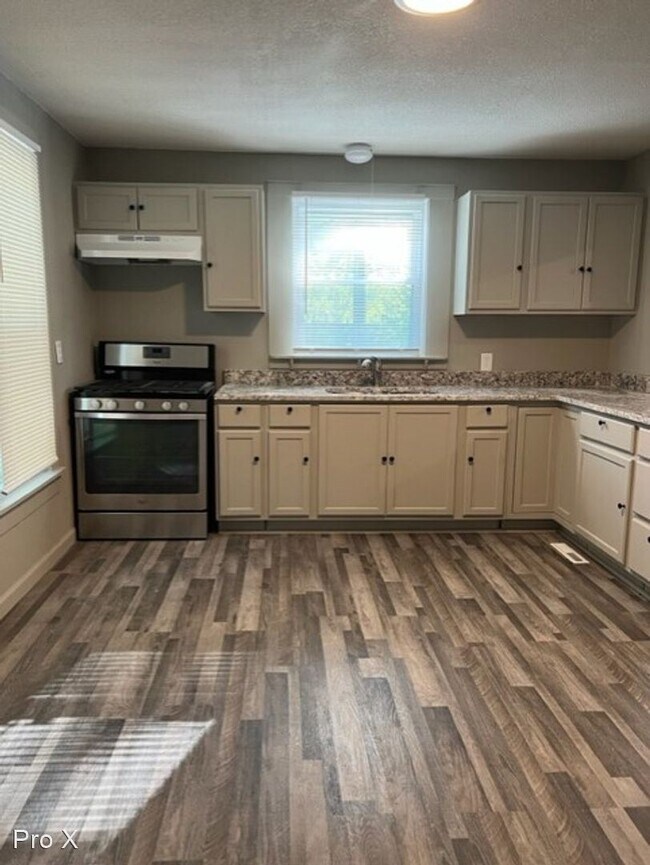 Building Photo - 3 br, 2 bath House - 310 W Forest