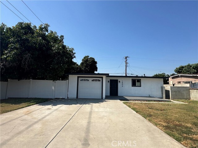 Primary Photo - 1805 Walnut Creek Ct