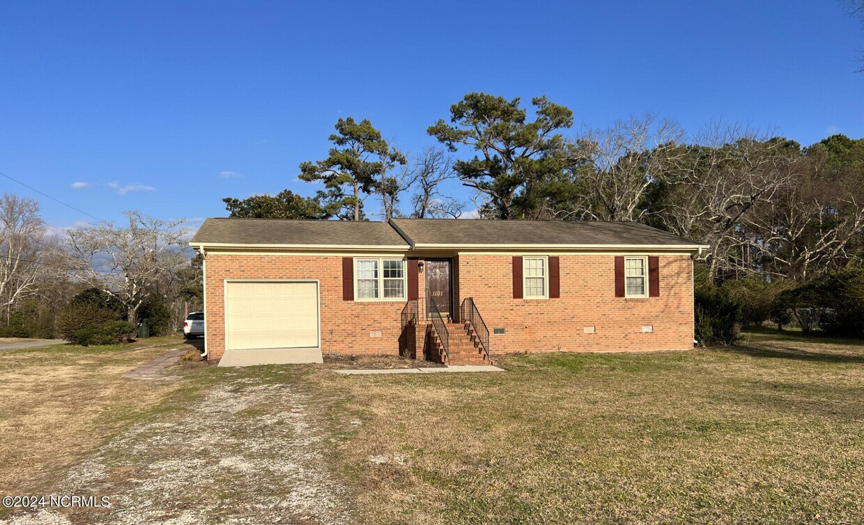 1101 Edgewater Club Rd, Wilmington, NC 28411 House Rental in