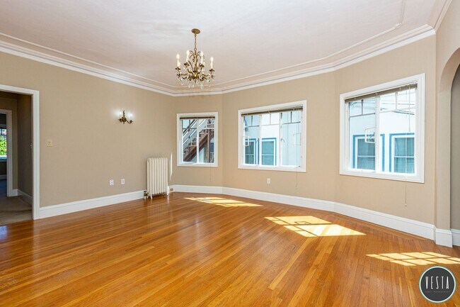Foto del edificio - 436 Sunny Slope Ave