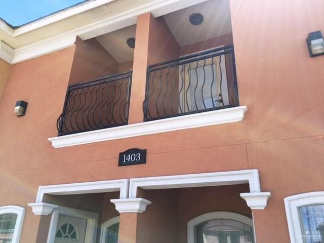 Foto del edificio - 14 W Fig Ave