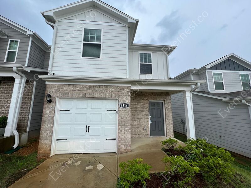 Foto principal - 6316 Rainbow Row