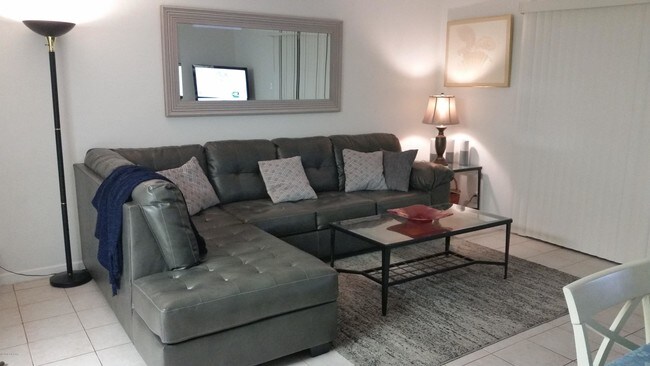 Foto del edificio - 2700 Ocean Shore Blvd