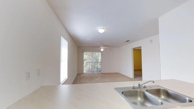 Foto del edificio - 1863 Norwood Ct