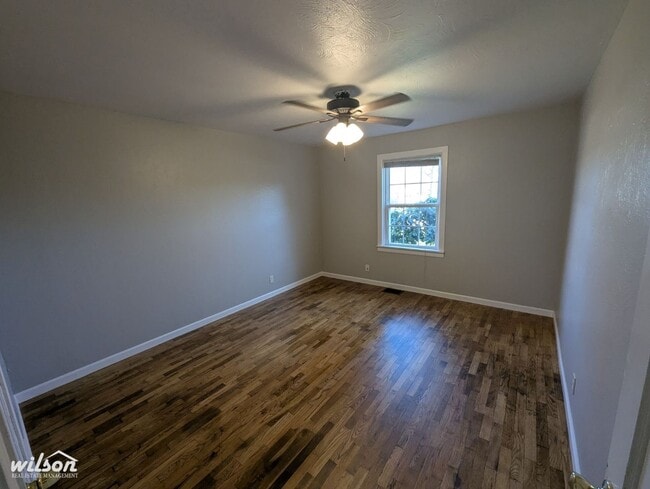 Foto del edificio - 2132 Porter St