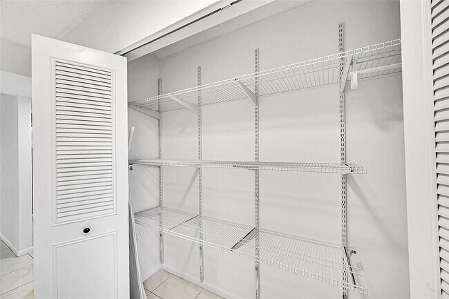 Foto del edificio - 14773 Cumberland Dr