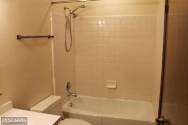 Building Photo - 23242 Chestnut Oak Ct