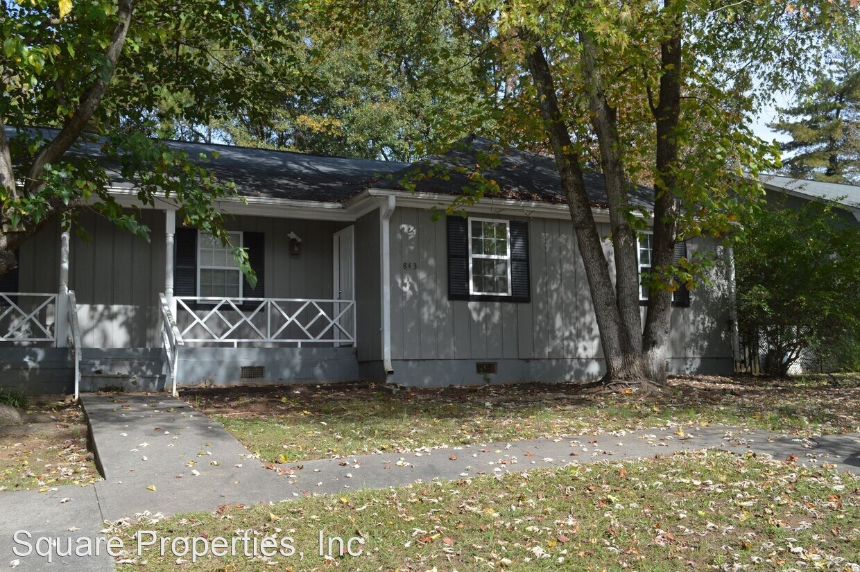 Primary Photo - 2 br, 1 bath House - 843 Wilson Cir.