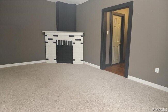 Foto del edificio - 145 Tyler St