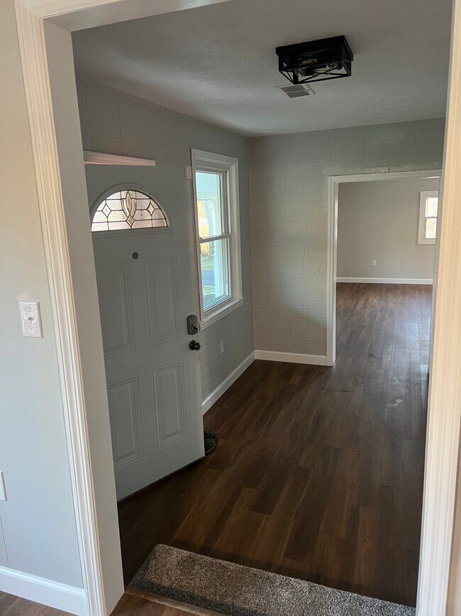 Building Photo - 1525 Trebein Rd