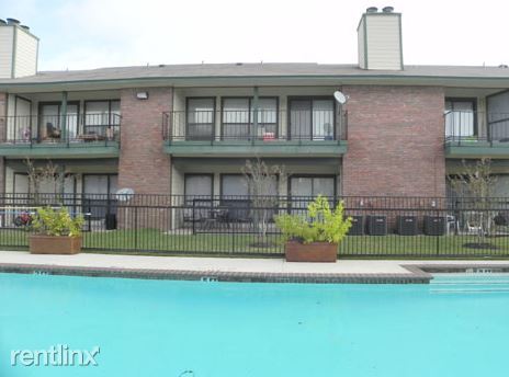 Foto del edificio - 1809 Baker Dr