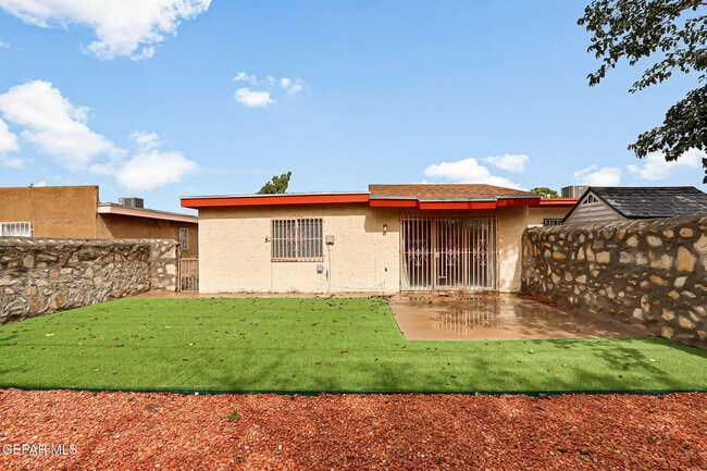 Foto del edificio - 10914 Pelhem Rd