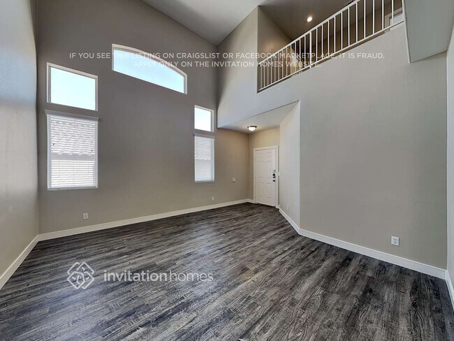 Foto del edificio - 10508 Glowing Cove Ave