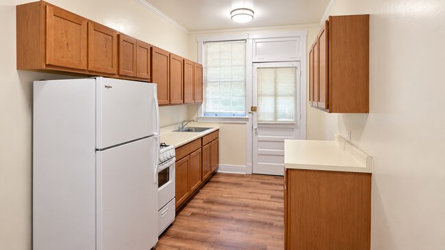 Foto del edificio - 2512 N Lincoln Ave