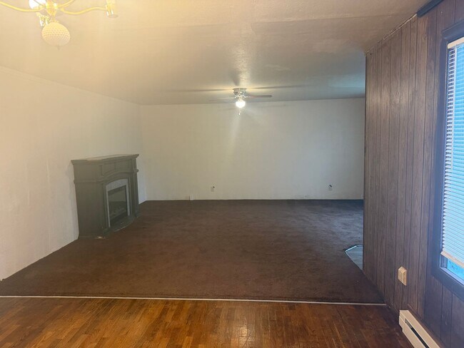 Foto del edificio - House for Rent!