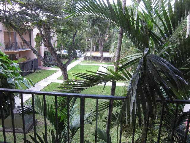 Foto del edificio - 10816 N Kendall Dr