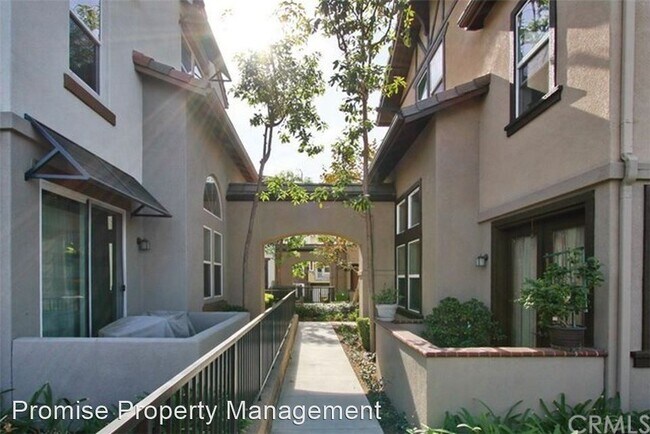 Foto del edificio - 3 br, 3 bath House - 15357 Ashley Ct.